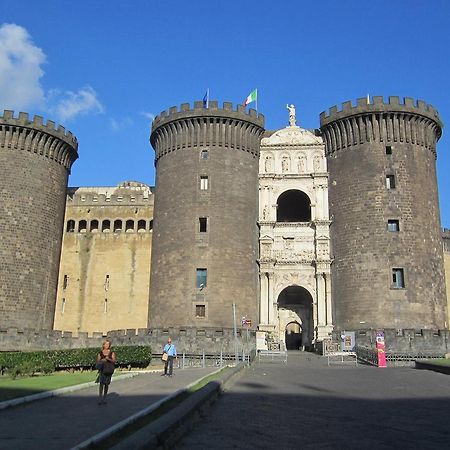 B&B L'Alloggio Dei Vassalli Неаполь Экстерьер фото