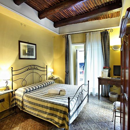 B&B L'Alloggio Dei Vassalli Неаполь Экстерьер фото
