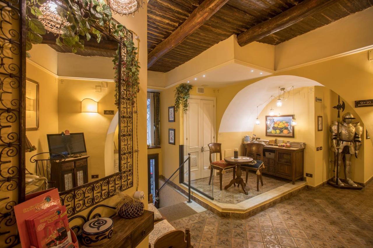 B&B L'Alloggio Dei Vassalli Неаполь Экстерьер фото