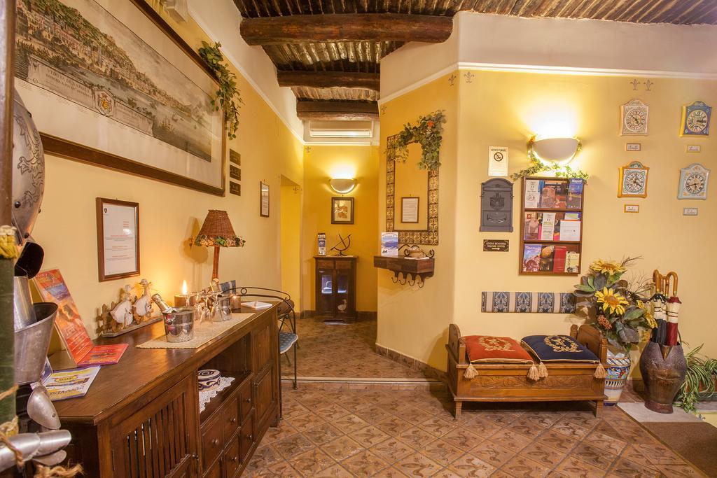 B&B L'Alloggio Dei Vassalli Неаполь Экстерьер фото