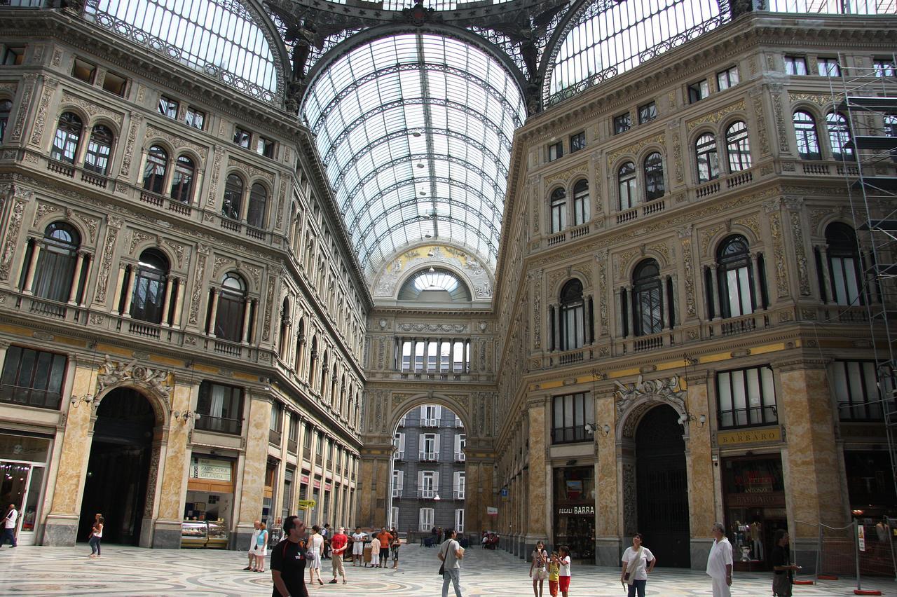 B&B L'Alloggio Dei Vassalli Неаполь Экстерьер фото